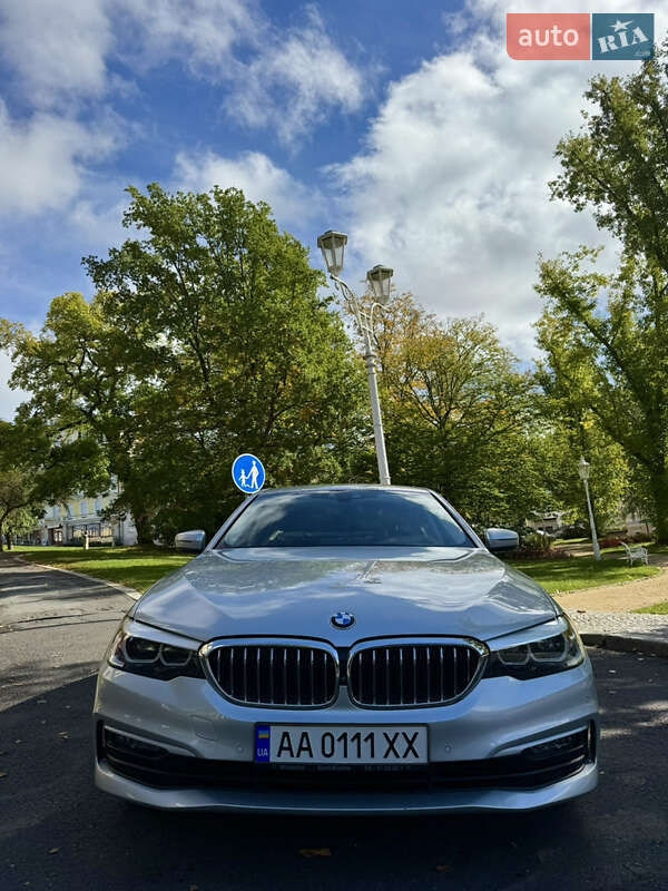 Седан BMW 5 Series 2019 в Киеве