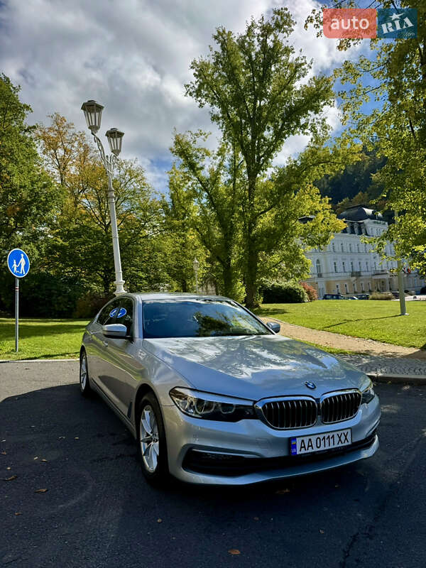 Седан BMW 5 Series 2019 в Киеве