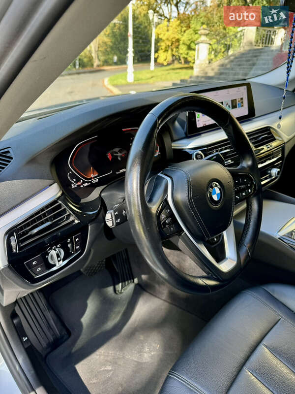 Седан BMW 5 Series 2019 в Киеве