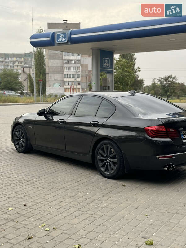 Седан BMW 5 Series 2013 в Миколаєві