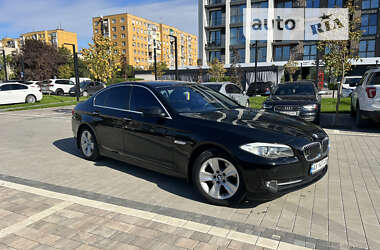 Седан BMW 5 Series 2012 в Ужгороді