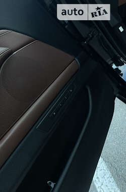 Седан BMW 5 Series 2011 в 