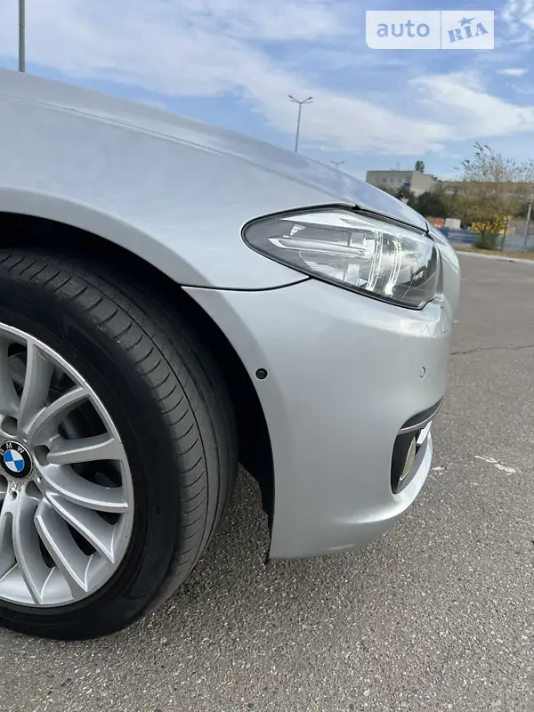 BMW 5 Series 2014 VIN WBA5A7C55ED619922 фото оголошення 18 з 98