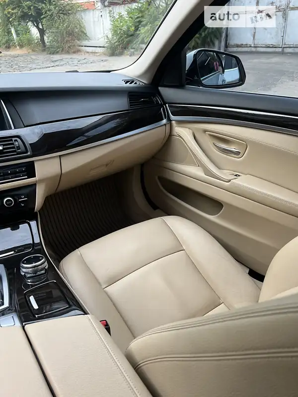BMW 5 Series 2014 VIN WBA5A7C55ED619922 фото оголошення 21 з 98