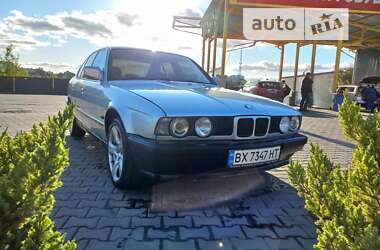 Седан BMW 5 Series 1989 в Хмельницком