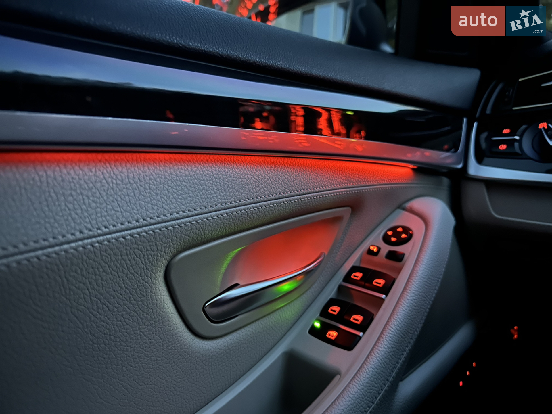 2011 BMW 5er - мініатюра 39
