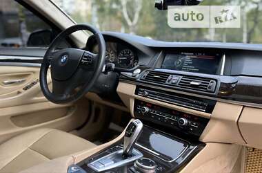 Седан BMW 5 Series 2014 в Львове