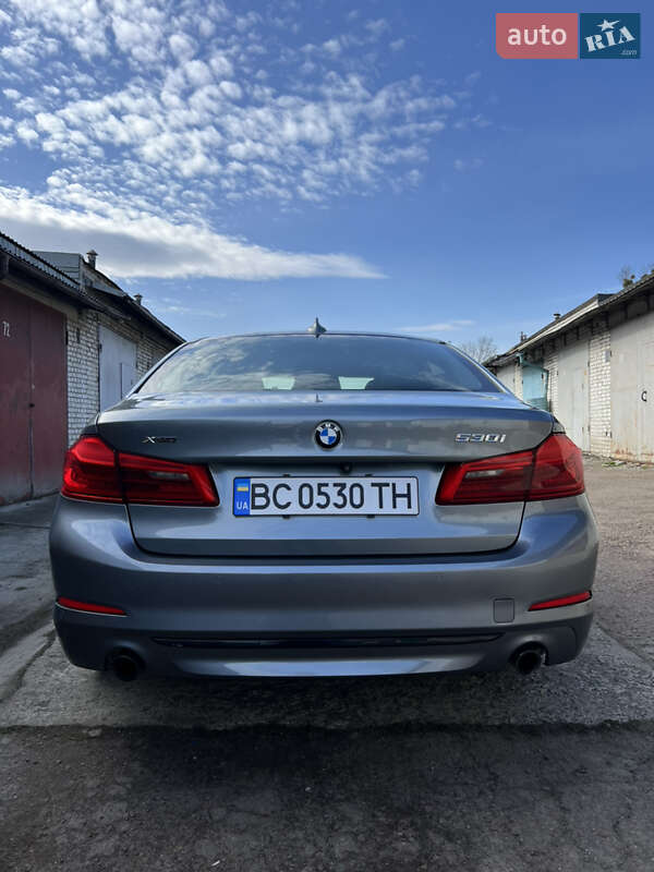 Седан BMW 5 Series 2017 в Львове