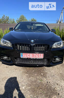 Седан BMW 5 Series 2015 в Львове