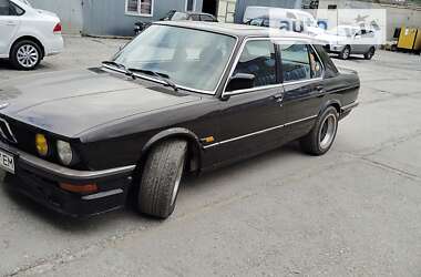 Седан BMW 5 Series 1985 в Одесі