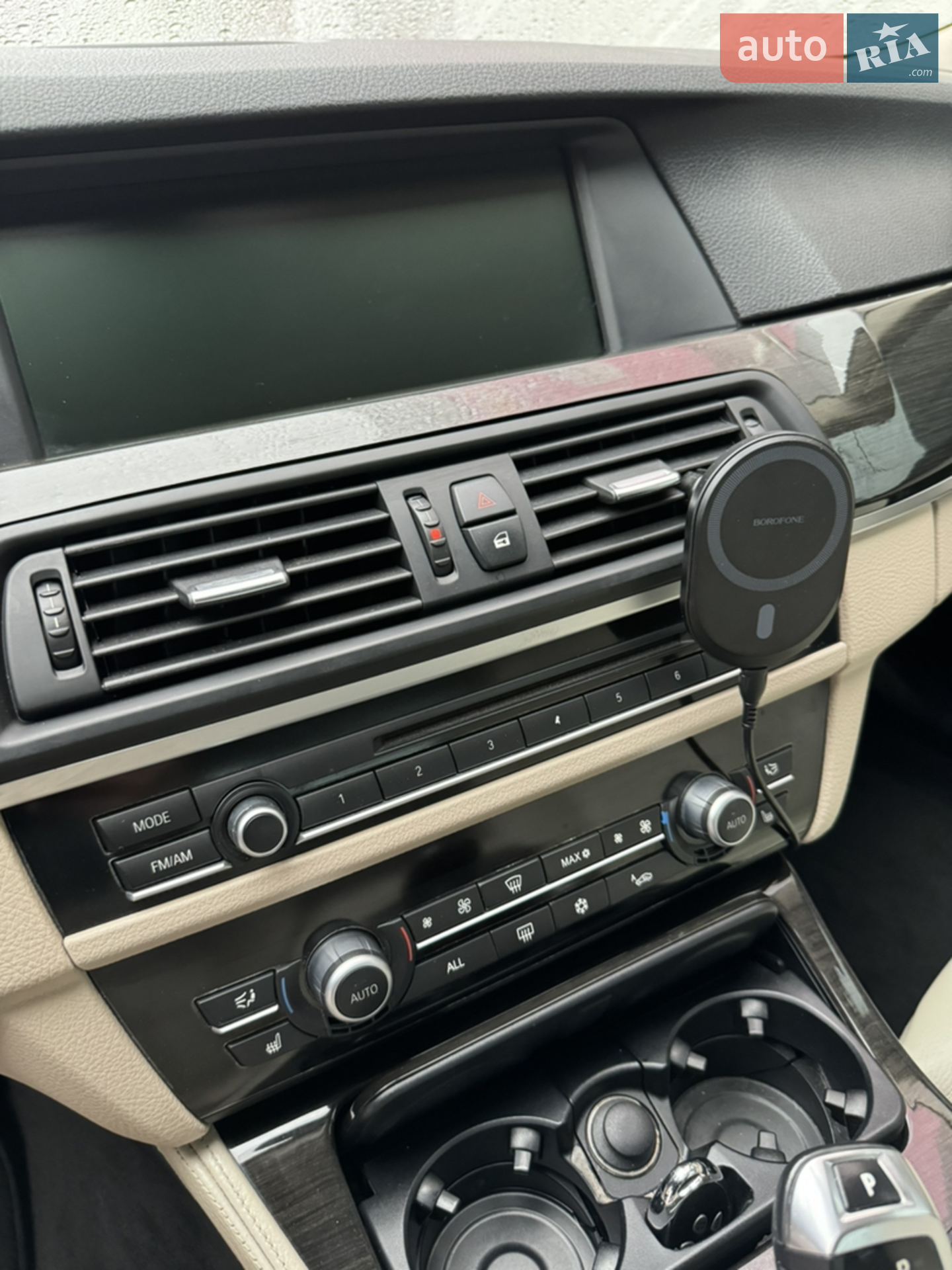 2011 BMW 5er - мініатюра 14