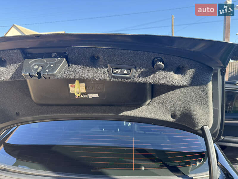 Седан BMW 5 Series 2012 в Полтаве