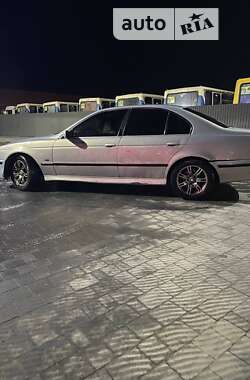 Седан BMW 5 Series 1997 в Львові