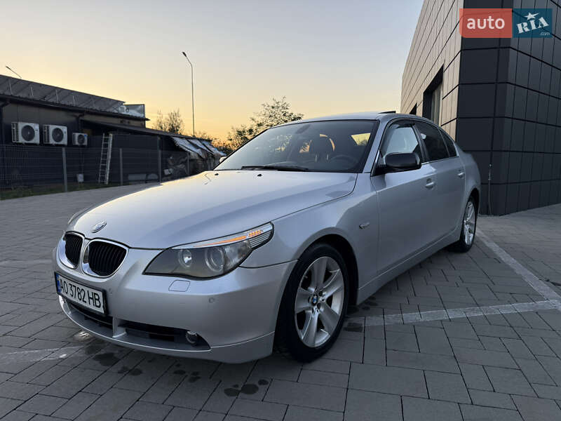 Седан BMW 5 Series 2005 в Тячеві