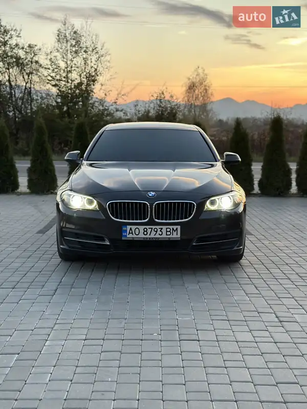 Седан BMW 5 Series 2014 в 