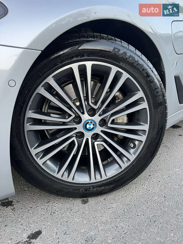 Седан BMW 5 Series 2019 в Одессе