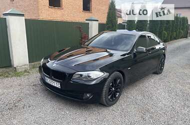 Седан BMW 5 Series 2010 в Львові