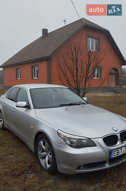 Седан BMW 5 Series 2004 в Рокитном