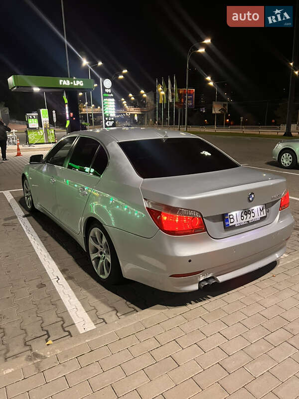 Седан BMW 5 Series 2003 в Киеве