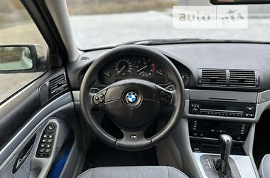 Седан BMW 5 Series 2000 в 