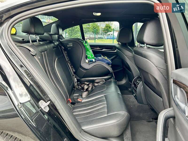 Седан BMW 5 Series 2017 в Києві