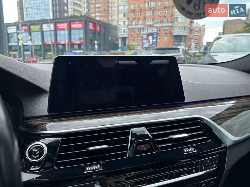 Седан BMW 5 Series 2017 в Києві