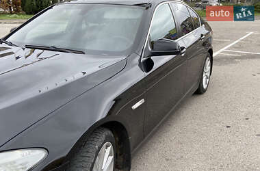 Седан BMW 5 Series 2012 в 