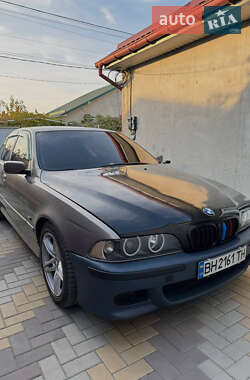 Седан BMW 5 Series 2003 в Ізмаїлі