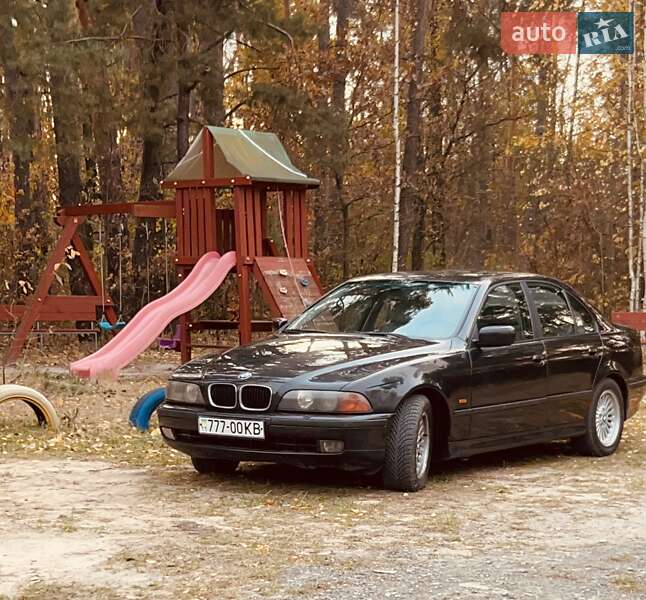 BMW 5 Series 1998