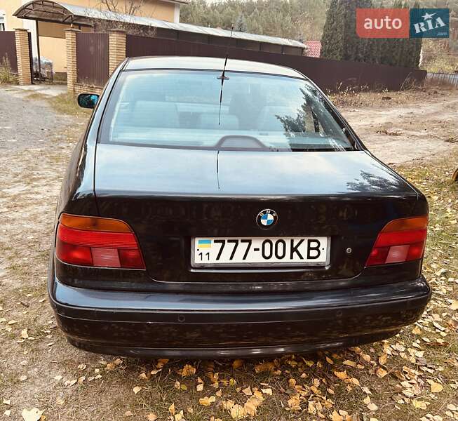 Седан BMW 5 Series 1998 в Киеве