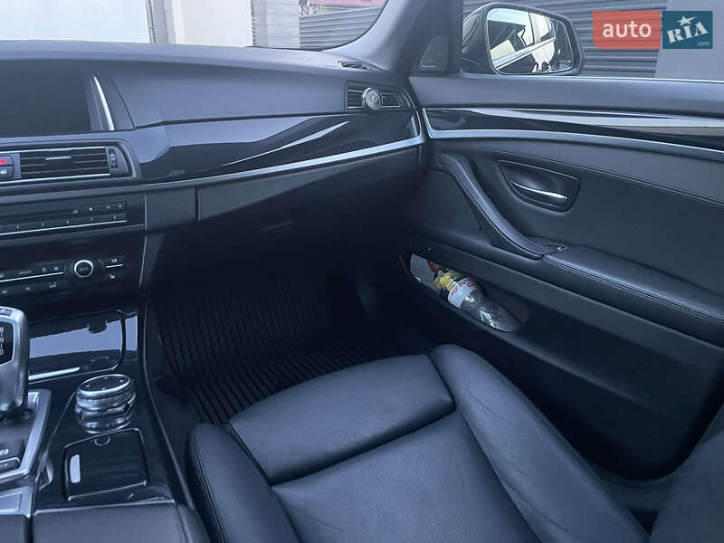 Седан BMW 5 Series 2015 в Тернополе