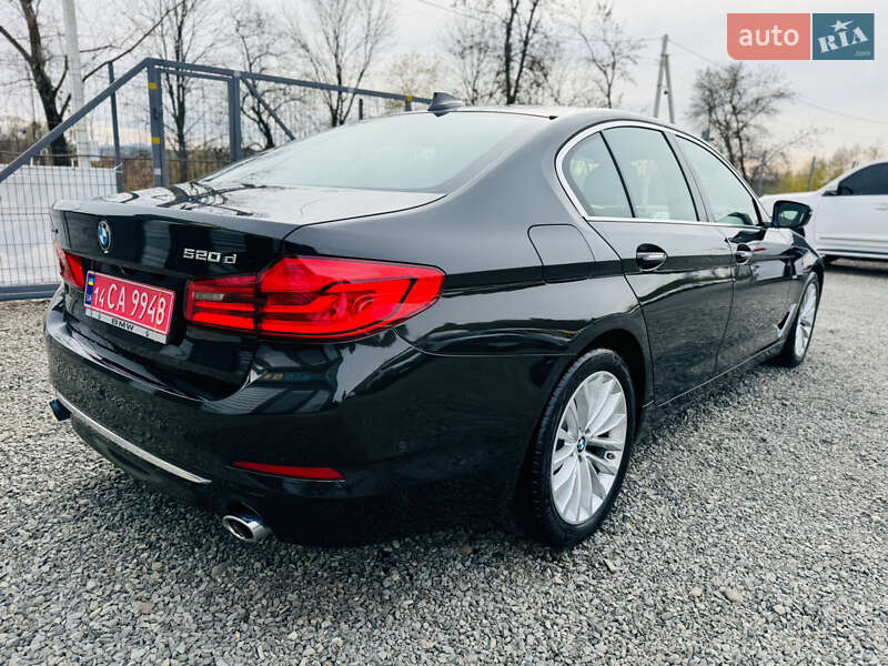 Седан BMW 5 Series 2018 в Іршаві