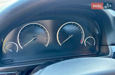 Седан BMW 5 Series 2013 в 