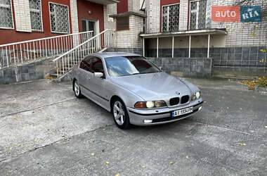 Седан BMW 5 Series 1997 в Нетешине