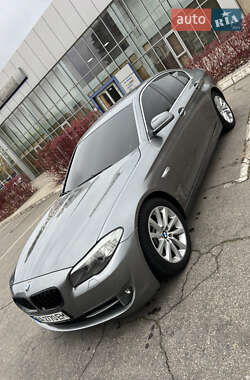 Седан BMW 5 Series 2010 в Кам'янському