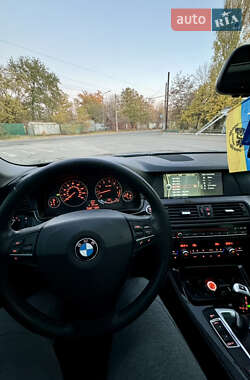 Седан BMW 5 Series 2011 в Запоріжжі