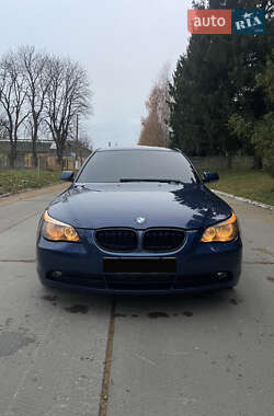 Седан BMW 5 Series 2003 в Остроге