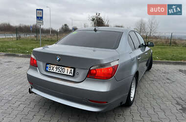 Седан BMW 5 Series 2004 в Летичіві