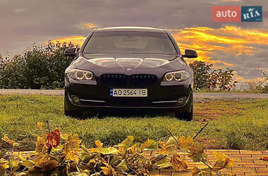 Седан BMW 5 Series 2013 в Ужгороде