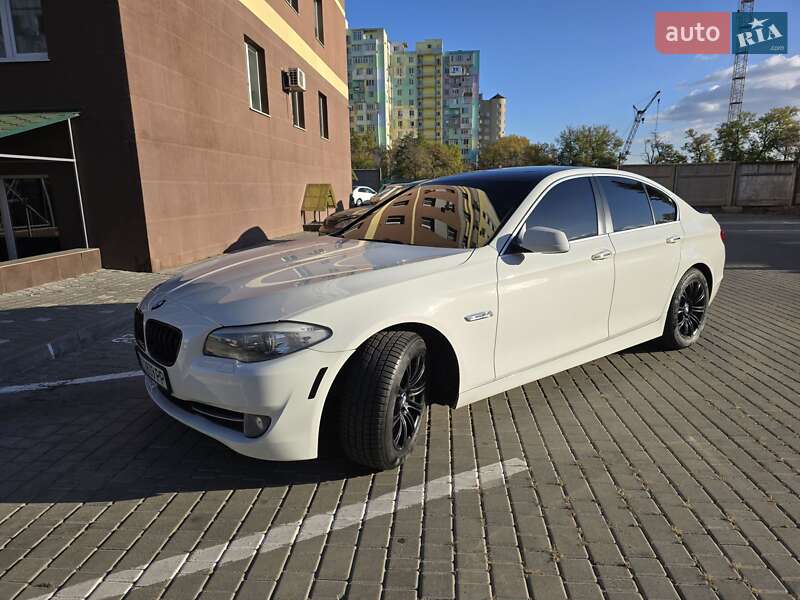 Седан BMW 5 Series 2012 в Одессе