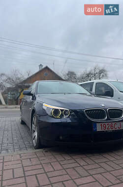 Седан BMW 5 Series 2004 в Костопілі