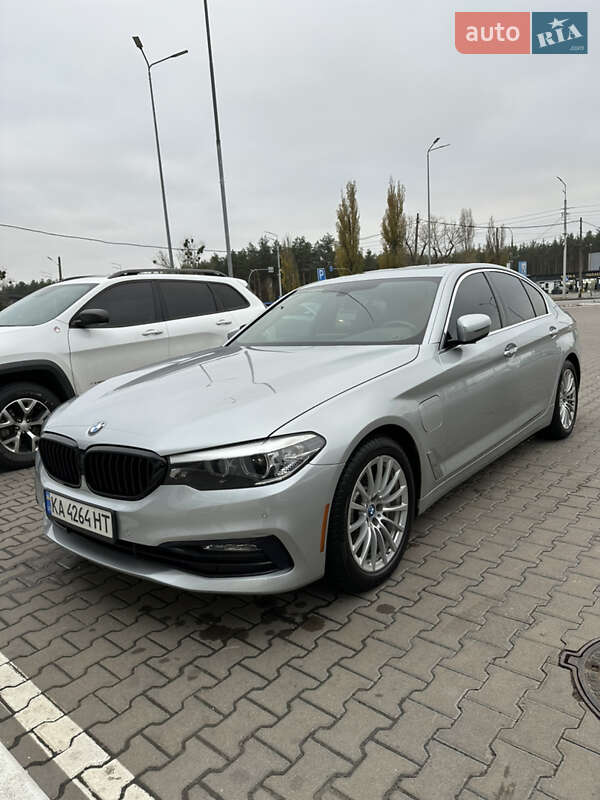 Седан BMW 5 Series 2017 в 