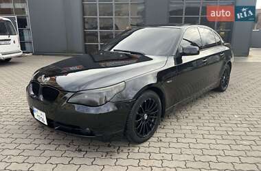 Седан BMW 5 Series 2004 в Калуше