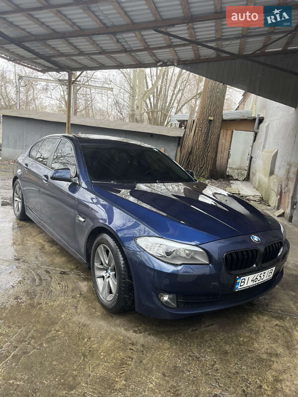 Седан BMW 5 Series 2012 в Полтаве