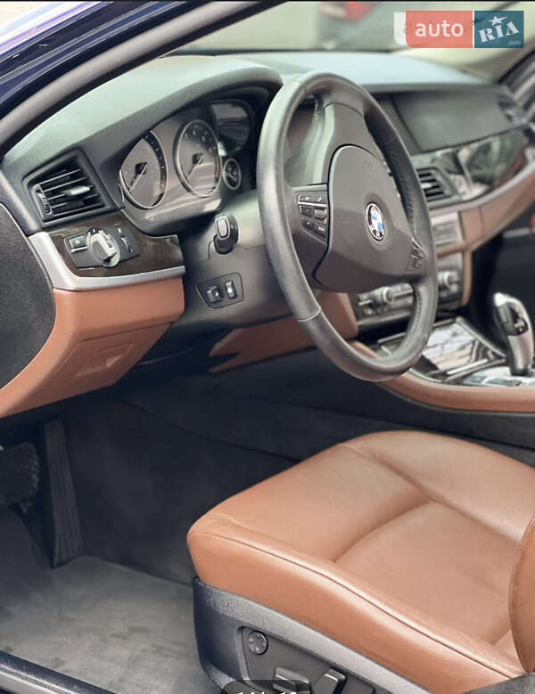 Седан BMW 5 Series 2012 в Полтаве