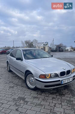 Седан BMW 5 Series 1999 в Каменке-Бугской