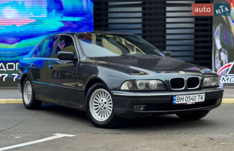 Седан BMW 5 Series 2000 в Одесі