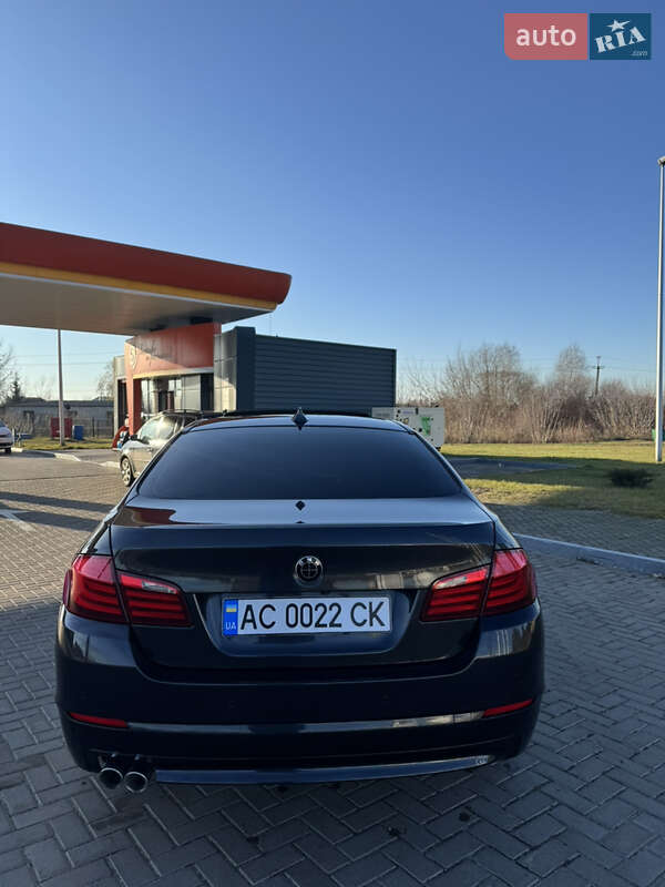 Седан BMW 5 Series 2012 в Любомлі