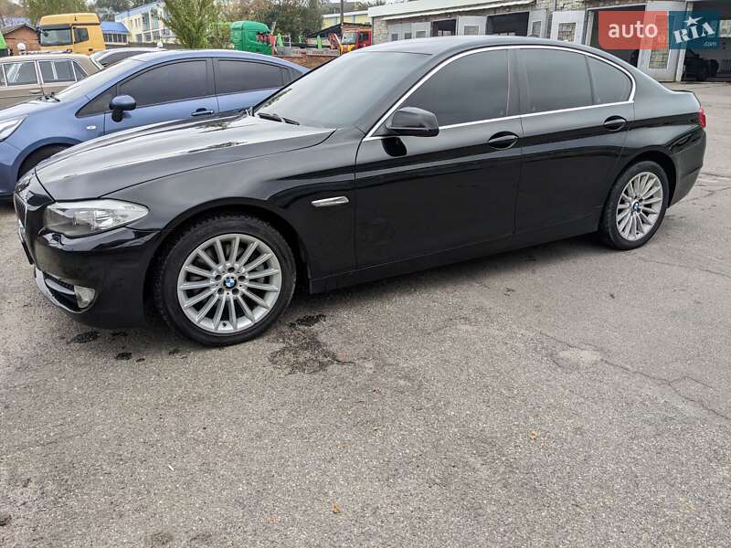 Седан BMW 5 Series 2010 в Вінниці