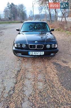 Седан BMW 5 Series 1995 в Вашковцах